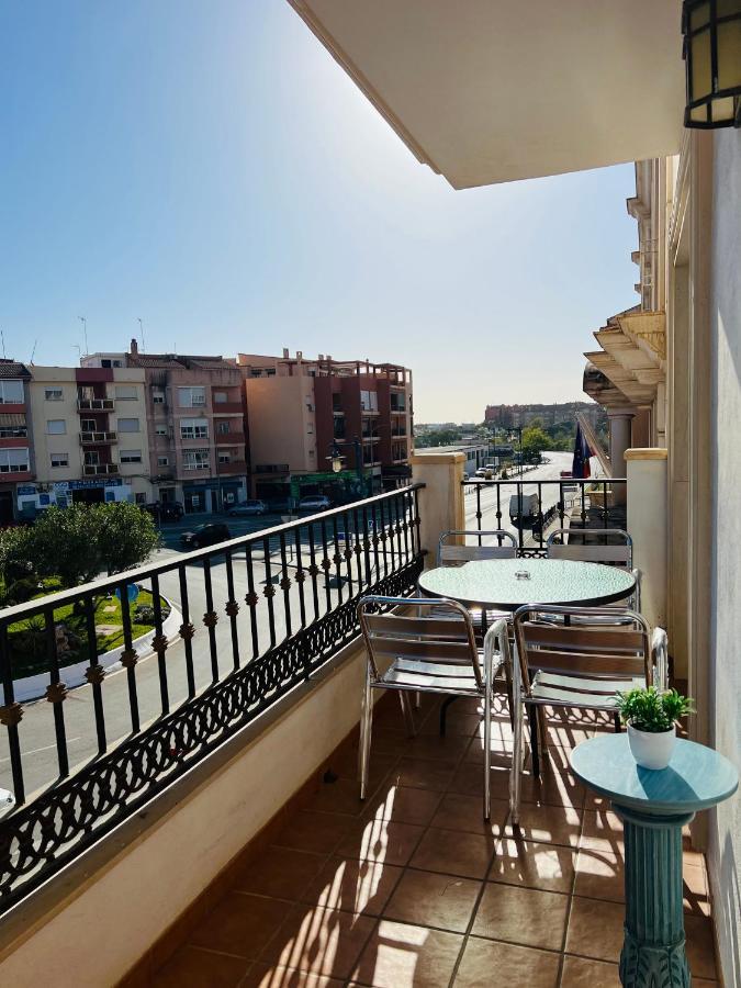 The Sunset Balcony - Appartement